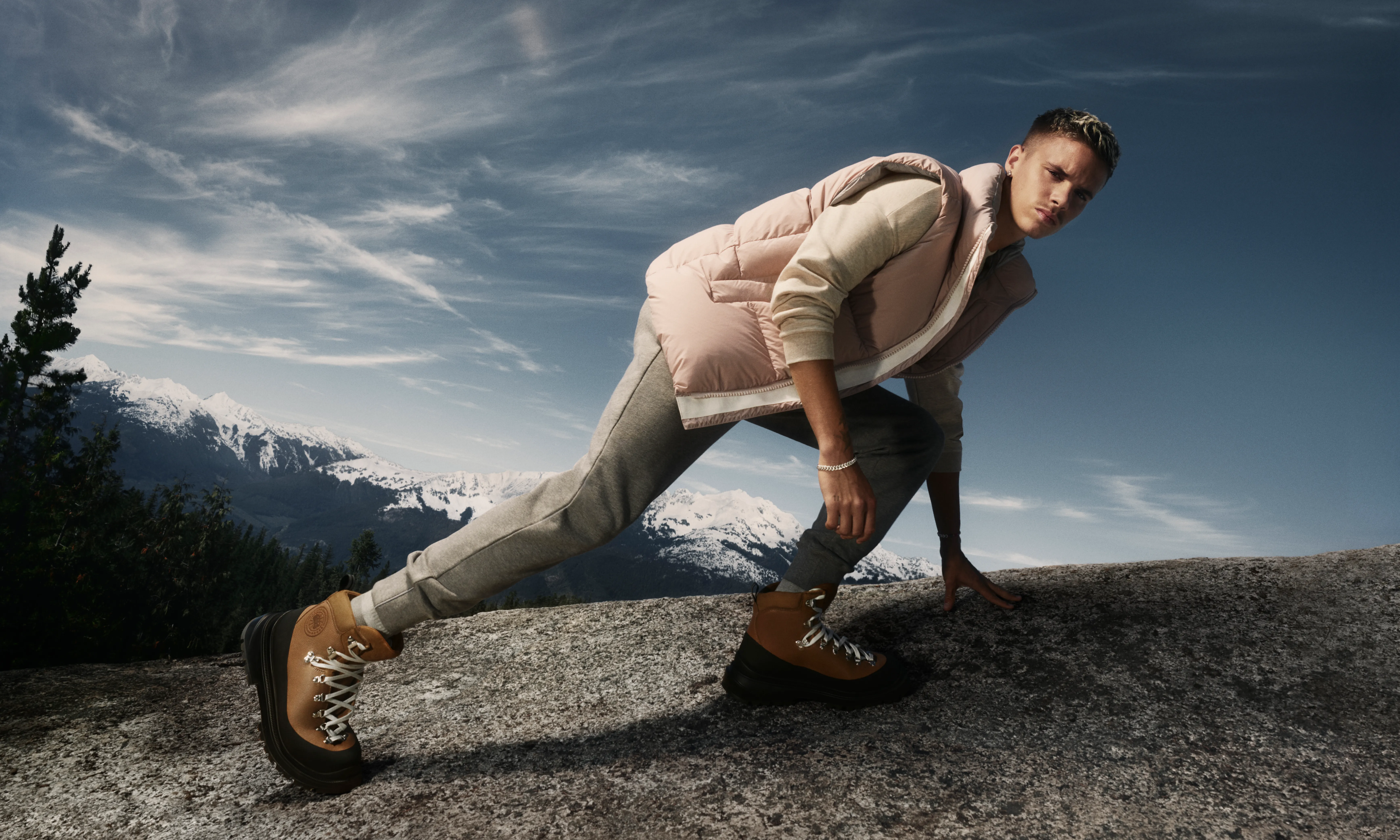 Shot_10_Journey_Boot_Romeo_FB_v5.jpg